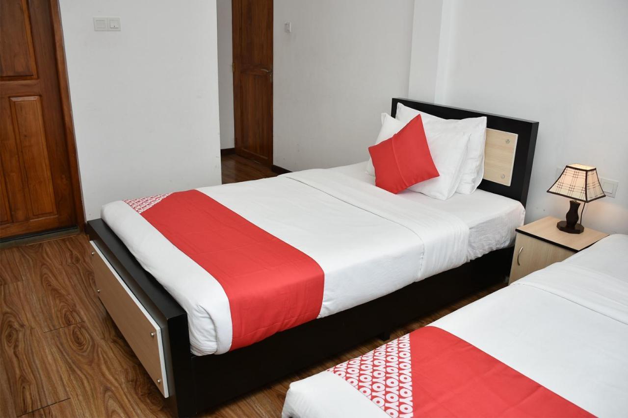 Oyo 430 The Turf Villa Nuwara Eliya Exterior foto